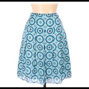 Host pick 💥💥Ann Taylor geo circle 100%silk skirt size 00p